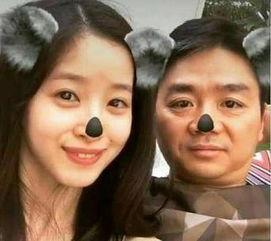 自拍吃瓜头像男,吃瓜男生头像背后的故事