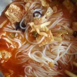 瓜大姐和瓜二姐吃螺蛳粉,姐妹情深，美食共享