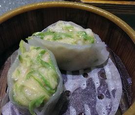 沈阳吃瓜小二,揭秘城市生活百态